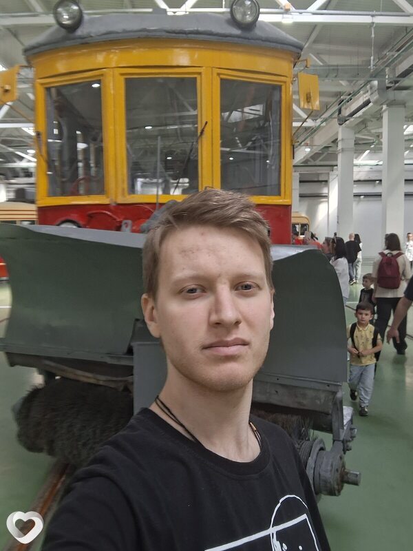Денис