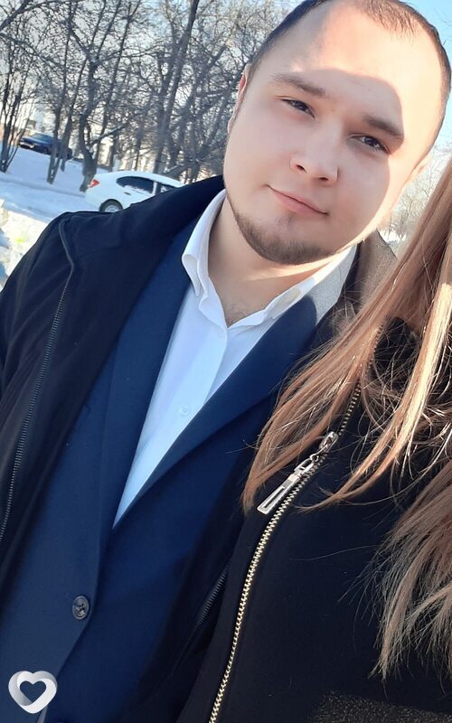 Артём