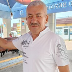 Лукас