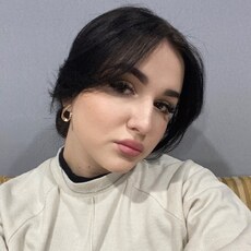 Оля