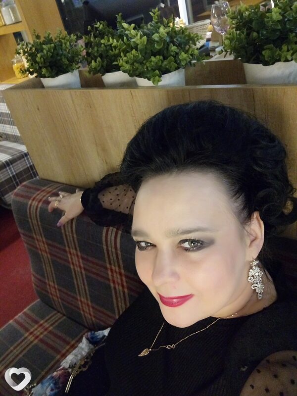 Ева