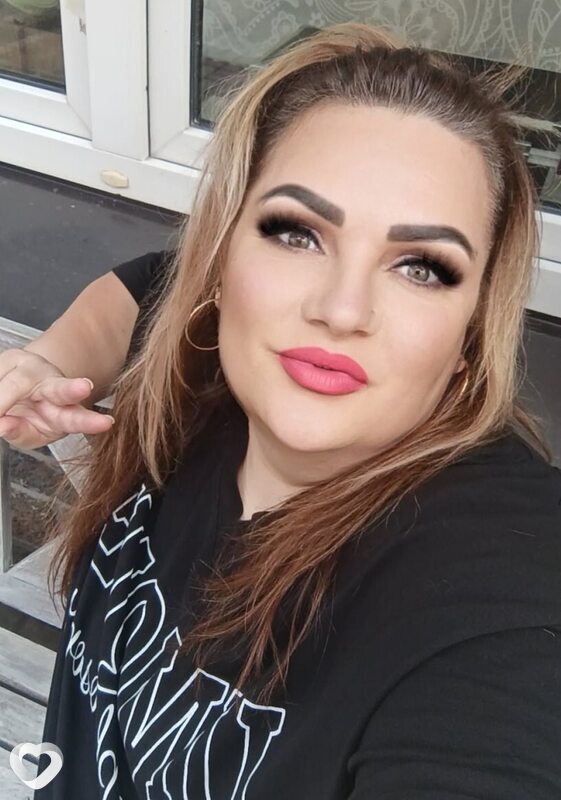 Ева
