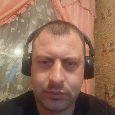 Артём