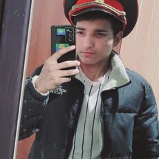 Валя