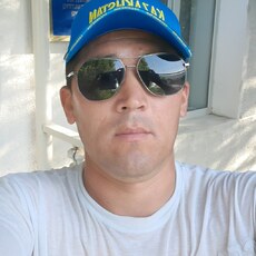 Максим