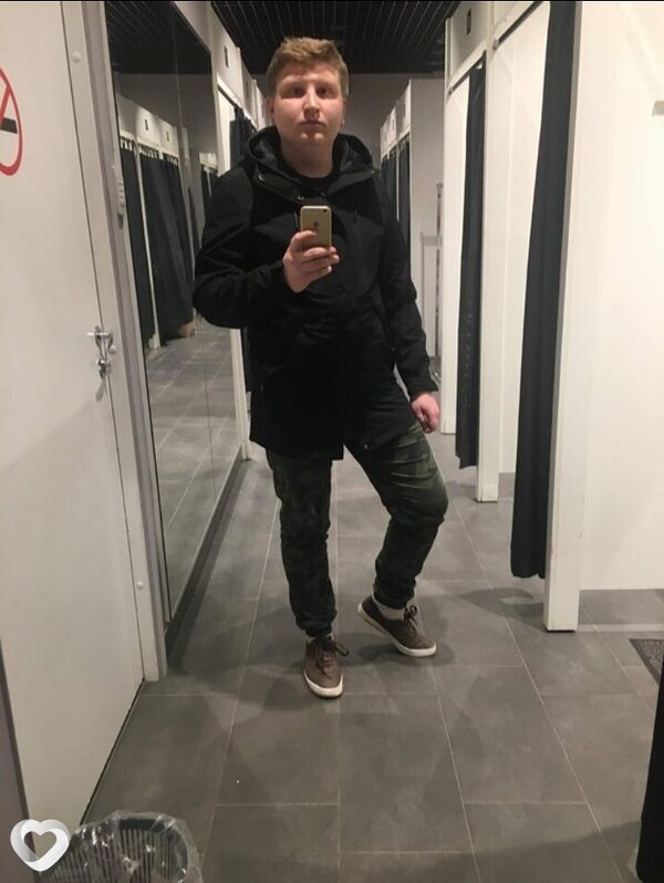 Валя