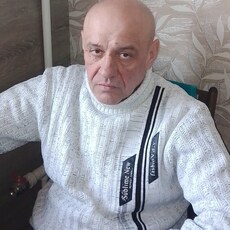 Платон