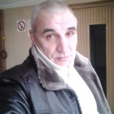 Геннадий
