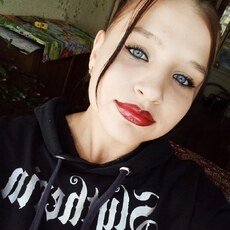 Оля