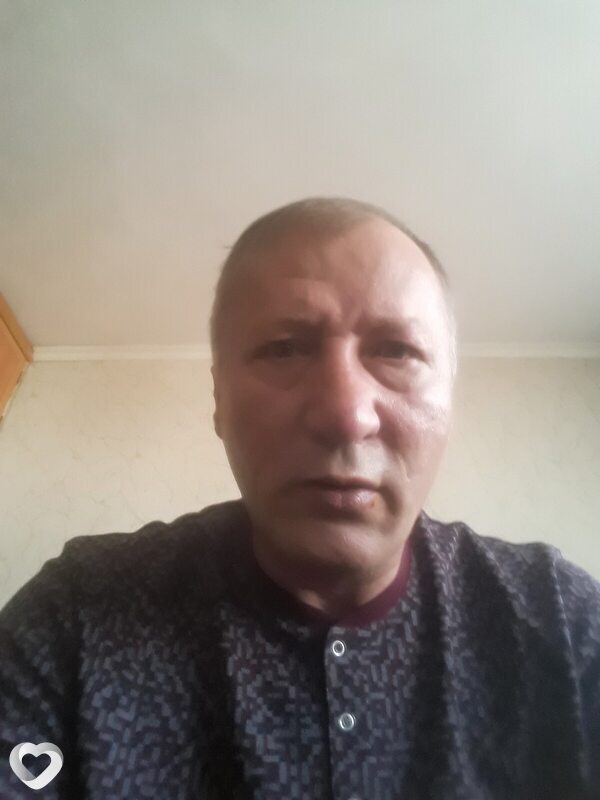 Артём