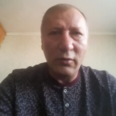 Артём