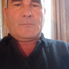 Геннадий